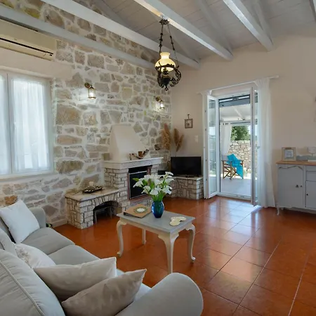 Villa Labovitsa Vlachopoulatika