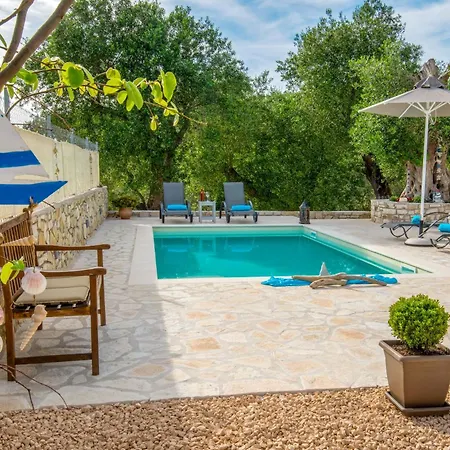 ヴィラ Labovitsa Vlachopoulátika